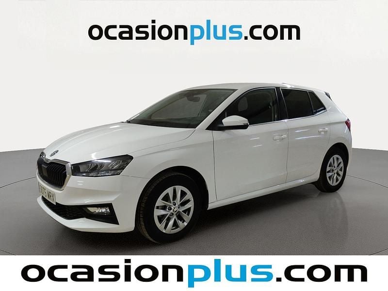 Blanco Usado 2024 Skoda Fabia Selection Utilitario | 14.864 € (Super precio) - Imagen 1/4