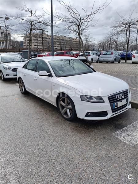 Usado Audi A4 143 CV (105 kW) 2010 Blanco Berlina