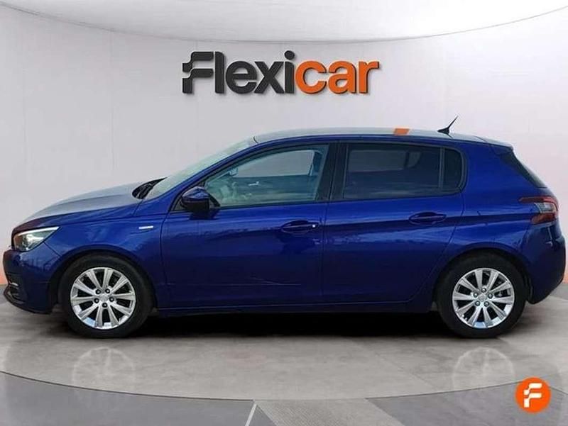 Usado Peugeot 308 SW Allure 131 CV (96 kW) 2020 Azul Familiar