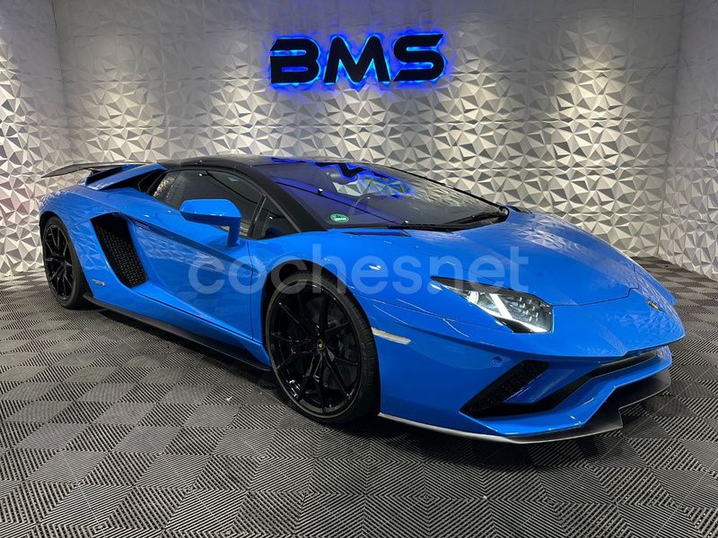 Azul Usado 2018 Lamborghini Aventador Descapotable | 356.000 € - Imagen 1/4