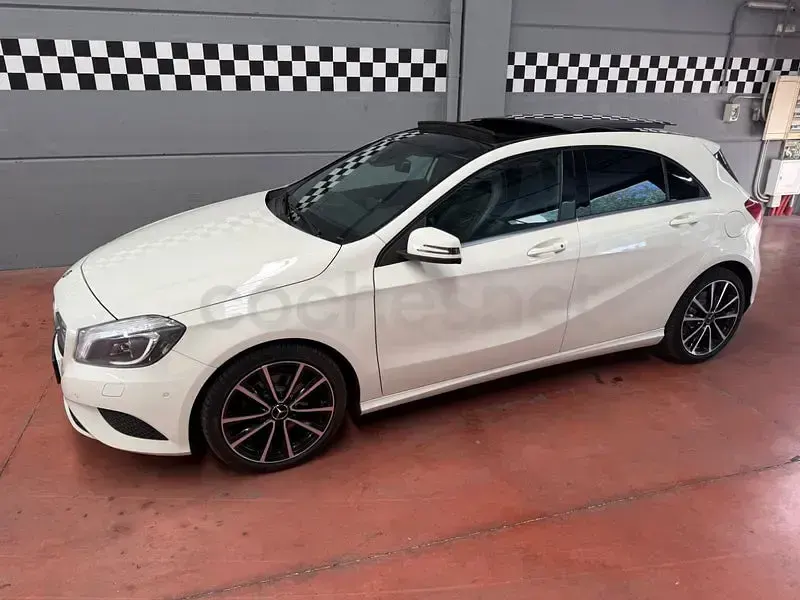 Usado Mercedes A220 Urban 170 CV (125 kW) 2014 Blanco Utilitario