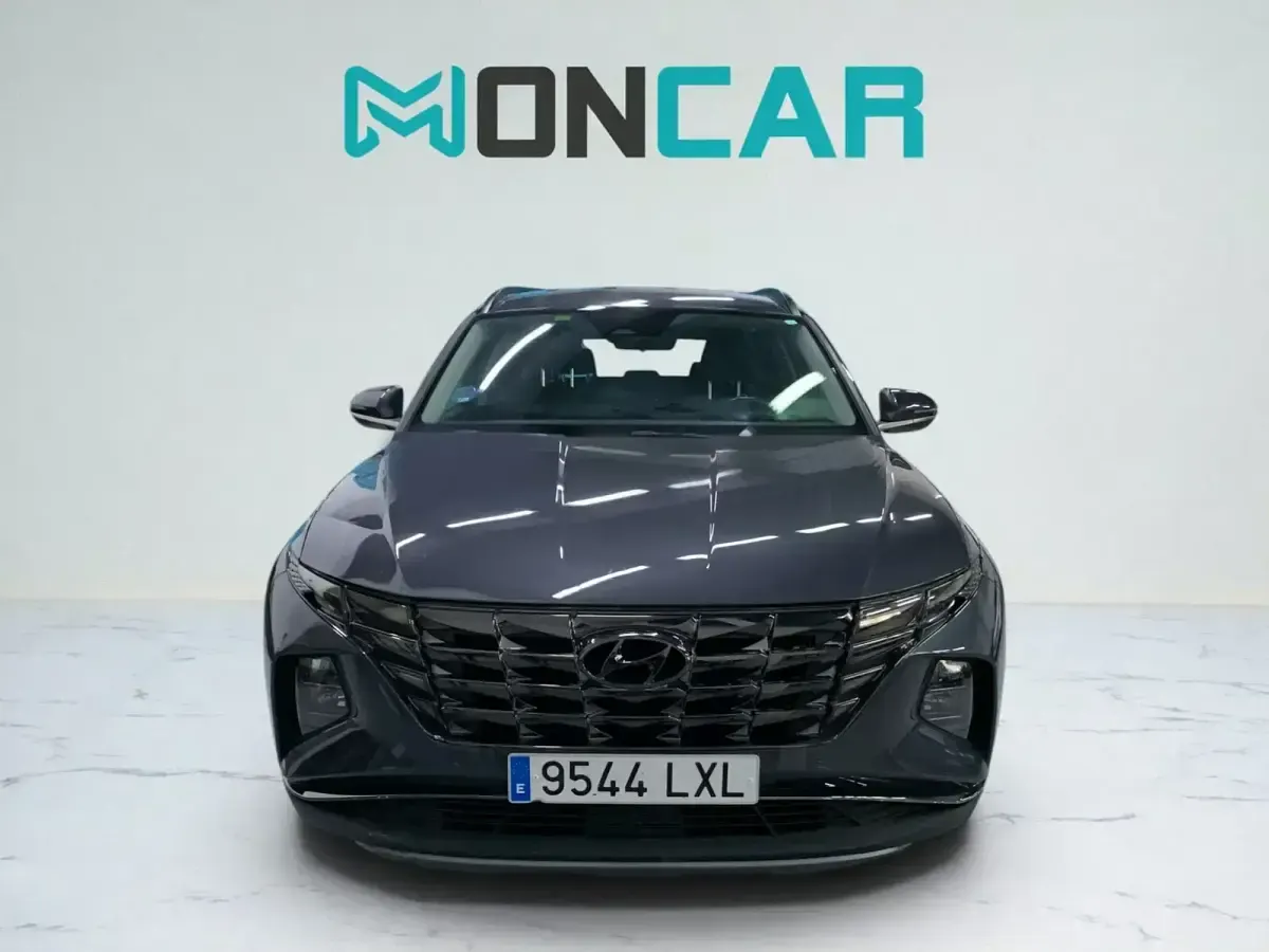 Usado Hyundai Tucson 230 CV (169 kW) 2022 Gris SUV