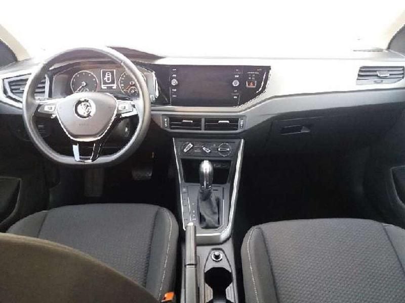 Usado VW Polo Advance 95 CV (69 kW) 2019 Azul Utilitario
