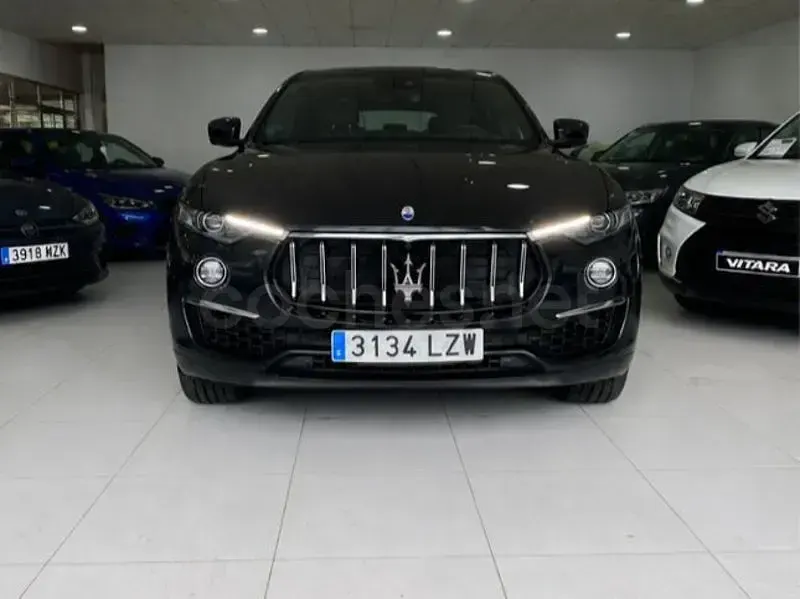 Usado Maserati Levante GT 330 CV (242 kW) 2022 Negro SUV
