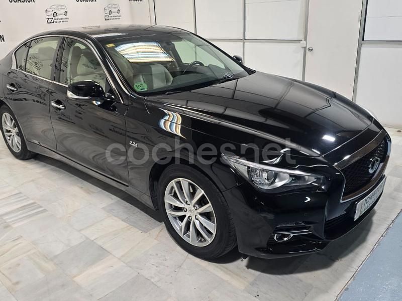 Usado Infiniti Q50 Premium 170 CV (125 kW) 2016 Azul Berlina