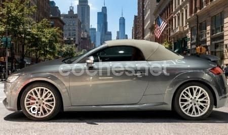 Usado Audi TTS S-Line 310 CV (228 kW) 2017 Gris / plata Coupe