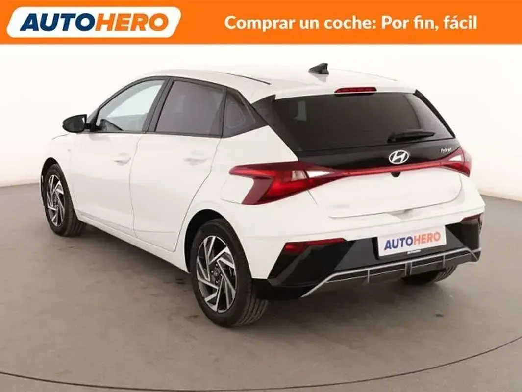 Usado Hyundai i20 101 CV (74 kW) 2024 Blanco Utilitario
