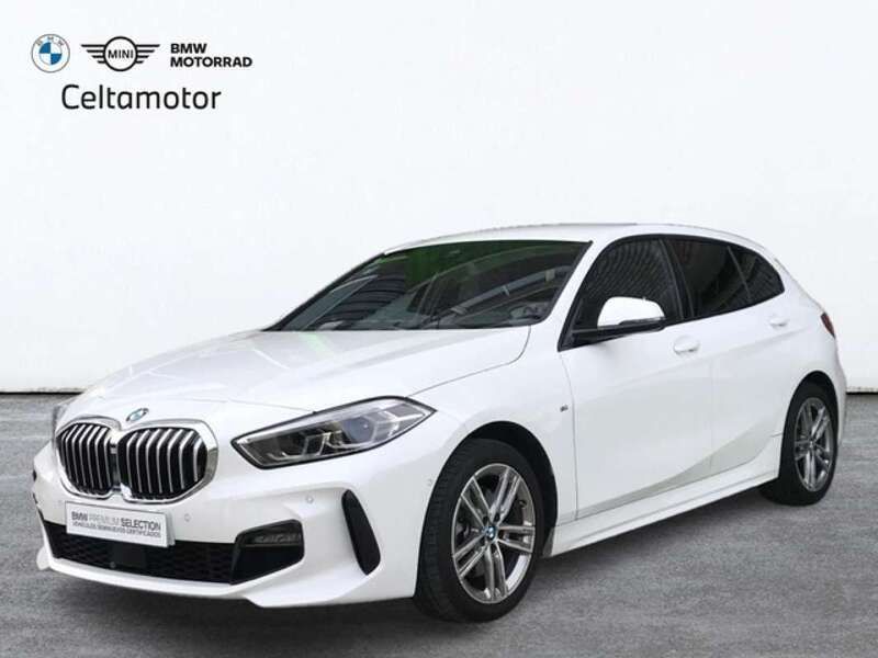 Pintura sólida alpinweiss Usado 2024 BMW 118 Comfort Edition Utilitario | 31.500 € (Precio justo) - Imagen 1/4
