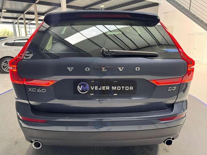 Usado Volvo XC60 Momentum 150 CV (110 kW) 2021 Azul SUV