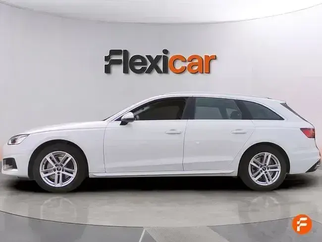 Usado Audi A4 Advanced Plus 163 CV (119 kW) 2022 Blanco Familiar