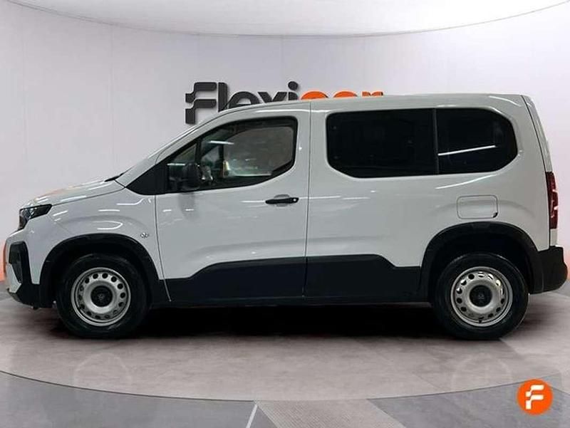 Usado Peugeot Rifter Business-Line 101 CV (74 kW) 2024 Blanco Monovolumen