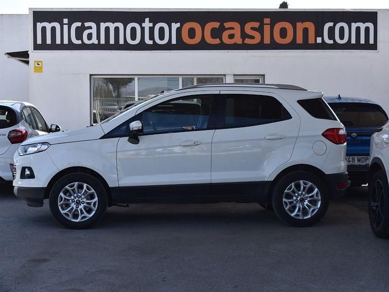 Usado Ford Ecosport Titanium 125 CV (91 kW) 2017 Blanco SUV