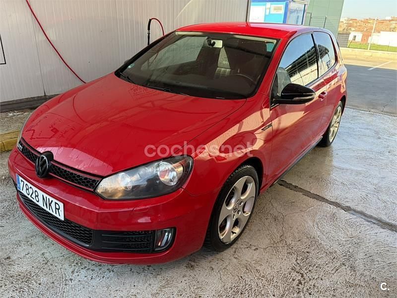 Usado VW Golf VI GTI 210 CV (154 kW) 2011 Rojo Utilitario