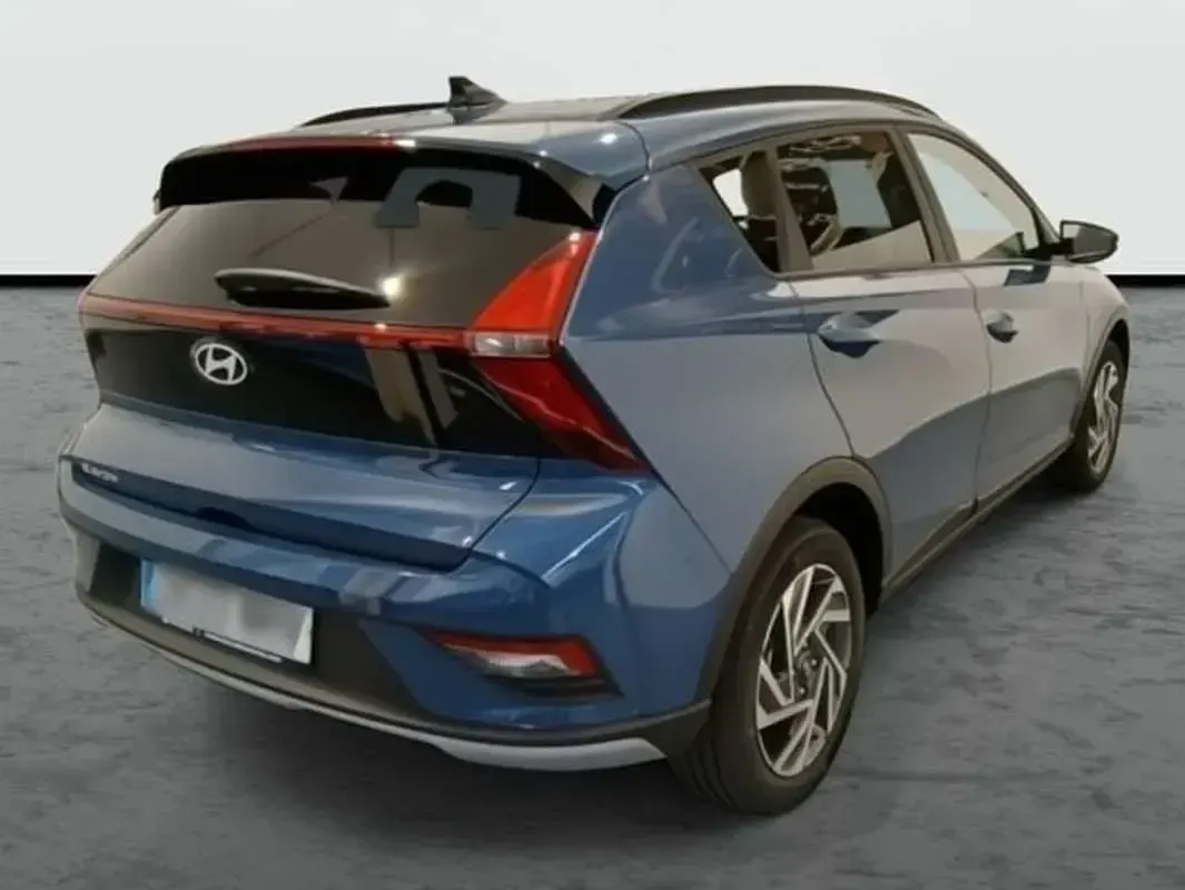 Usado Hyundai Bayon 101 CV (74 kW) 2025 Azul SUV