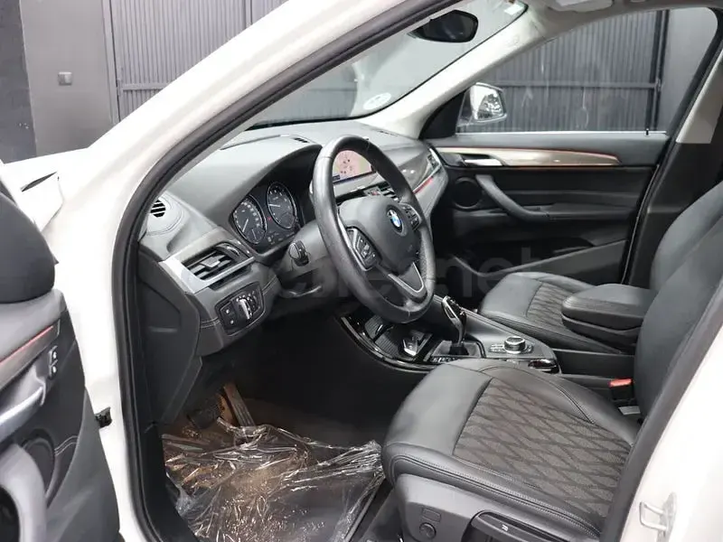 Usado BMW X1 Performance 140 CV (102 kW) 2019 Blanco SUV