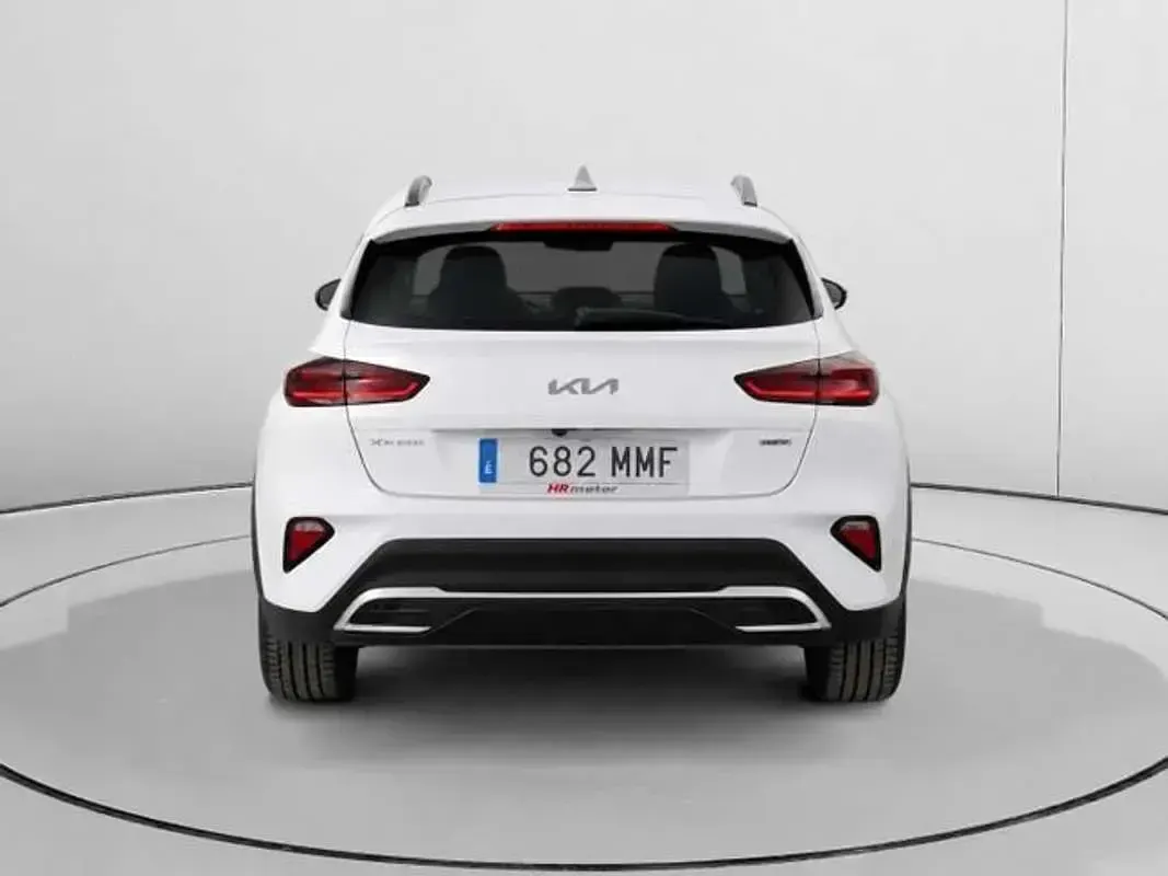 Usado Kia XCeed 141 CV (103 kW) 2023 Blanco SUV