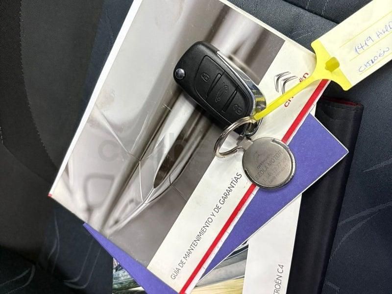 Usado Citroën C4 Exclusive 114 CV (83 kW) 2012 Gris / plata Berlina