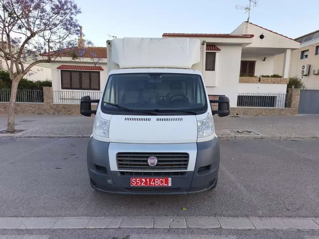 Usado Fiat Ducato 150 CV (110 kW) 2014 Blanco Van