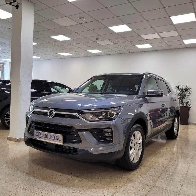 Gris Usado 2021 Ssangyong (KGM) Korando SUV | 17.700 € - Imagen 1/4