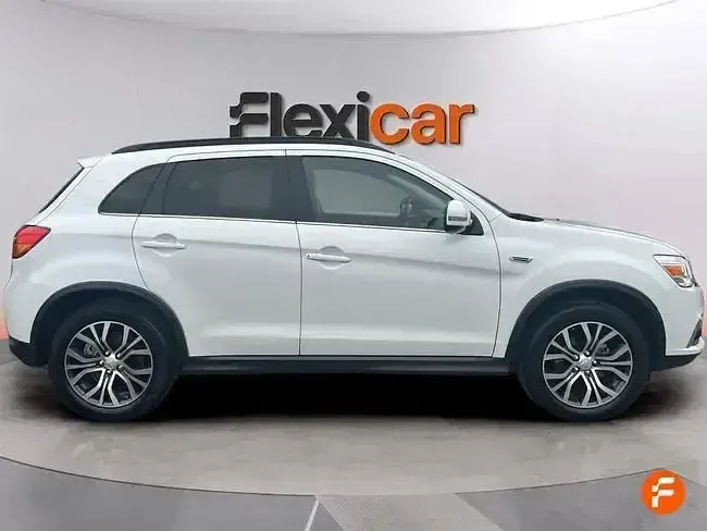 Usado Mitsubishi ASX Motion 114 CV (83 kW) 2017 Blanco SUV