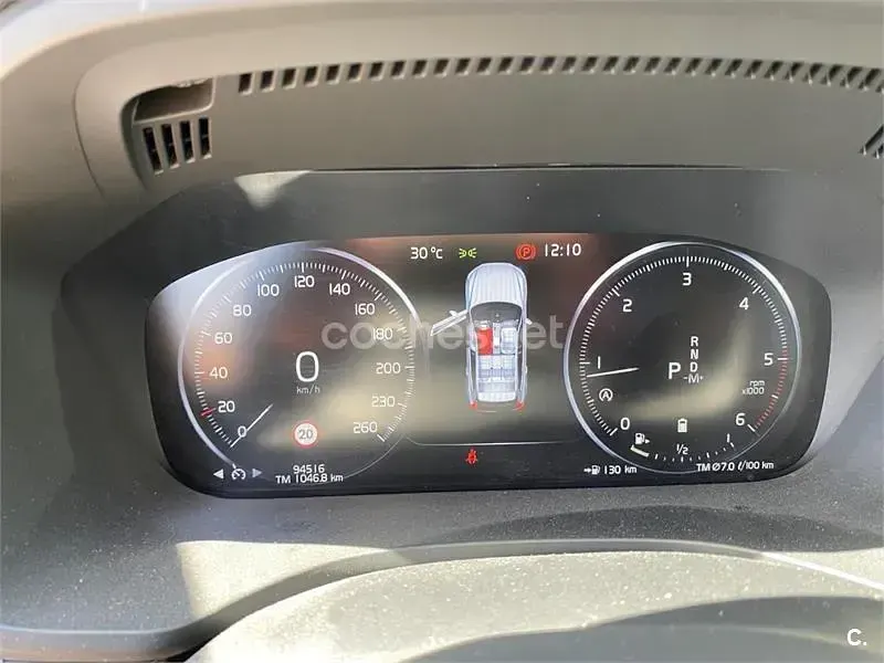 Usado Volvo XC60 Momentum 197 CV (144 kW) 2020 Blanco SUV
