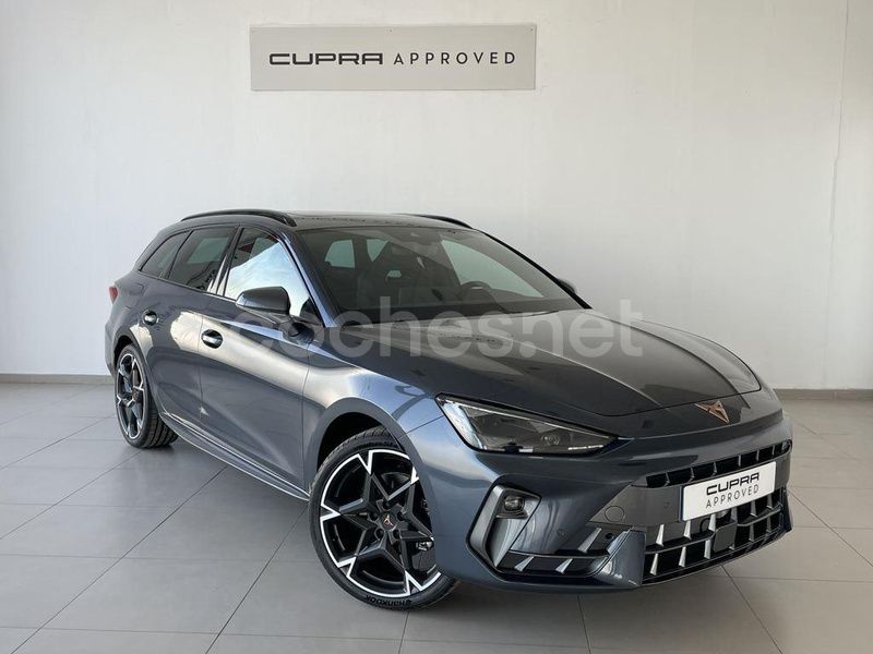 Gris / plata Nuevo 2025 Cupra Leon Familiar | 38.900 € (Caro) - Imagen 1/4