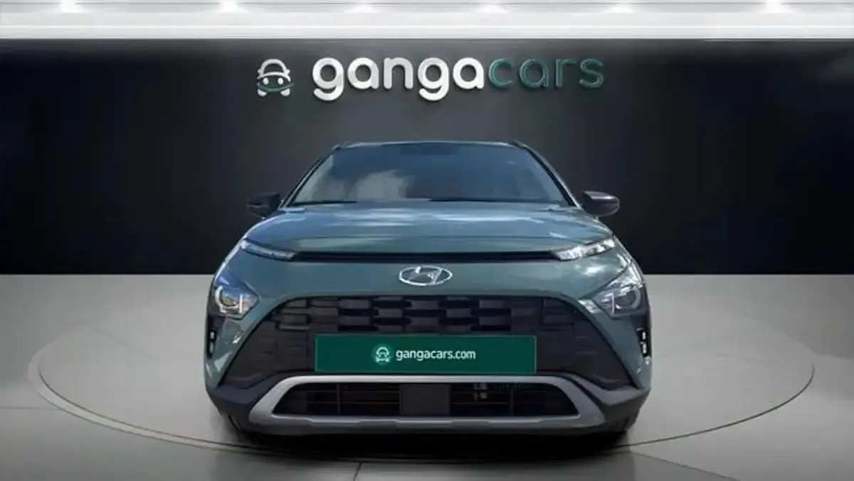 Begagnad Hyundai Bayon 101 HK (74 kW) 2023 Grön SUV