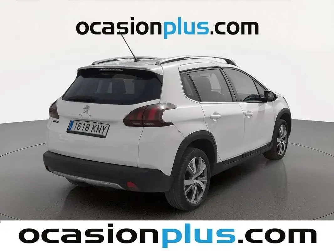Usado Peugeot 2008 Allure 99 CV (72 kW) 2018 Blanco SUV