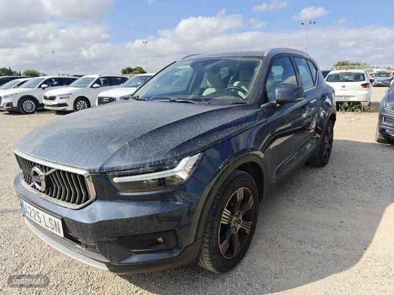 Usado 2021 Volvo XC40 Inscription SUV | 27.500 € (Un poco caro) - Imagen 1/4