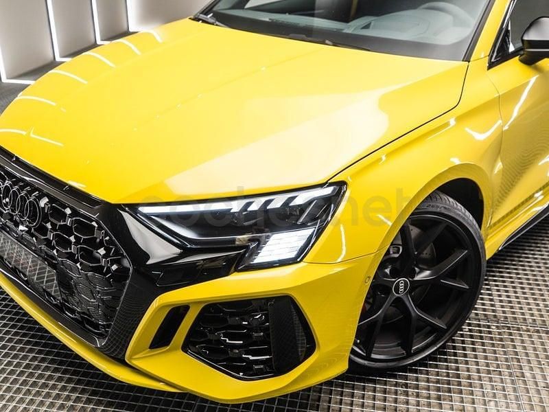 Usado Audi RS3 400 CV (294 kW) 2022 Amarillo Berlina