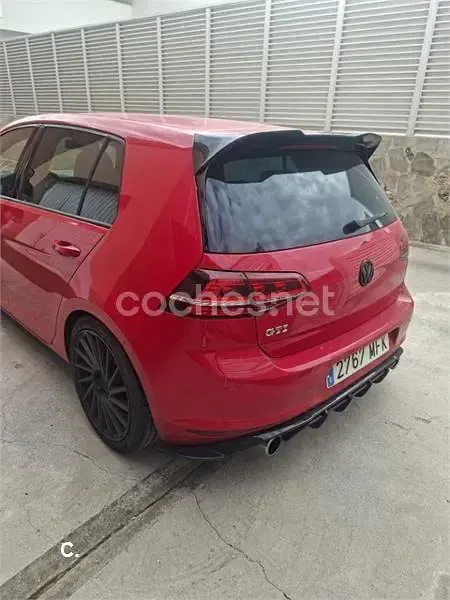 Usado VW Golf VII GTI 230 HP (169 kW) 2013 Vermelho Sedan