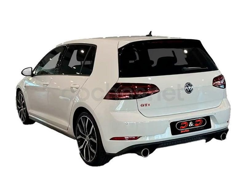 Usado VW Golf VIII GTI 245 CV (180 kW) 2020 Blanco Berlina