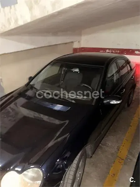Usado Mercedes C240 Elegance 170 CV (125 kW) 2000 Negro Berlina