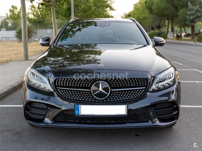 Gris / plata Usado 2020 Mercedes C300e Familiar | 28.500 € (Un poco caro) - Imagen 1/4