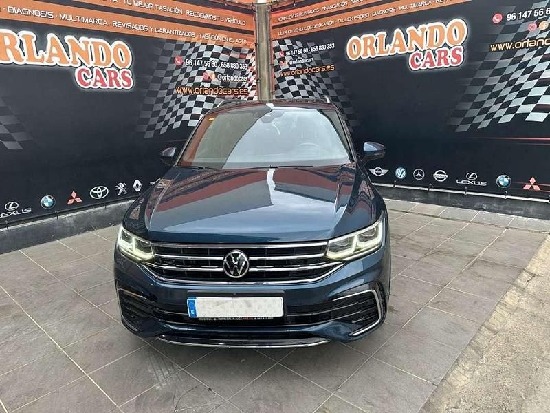 Usado VW Tiguan Sportline 150 CV (110 kW) 2021 Azul SUV