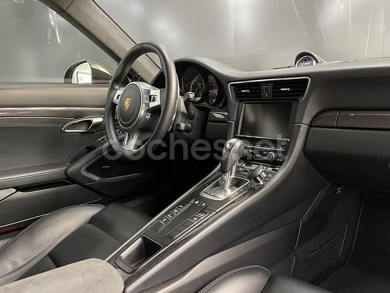Käytetty Porsche 911 Turbo S 560 HP (411 kW) 2014 Musta Coupe - kaksiovinen
