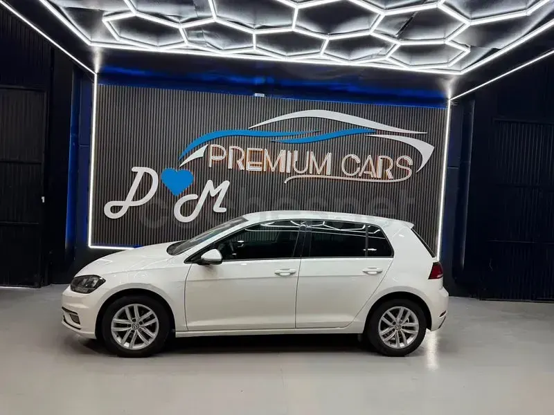 Usado VW Golf VII Advance 115 CV (84 kW) 2018 Blanco Berlina