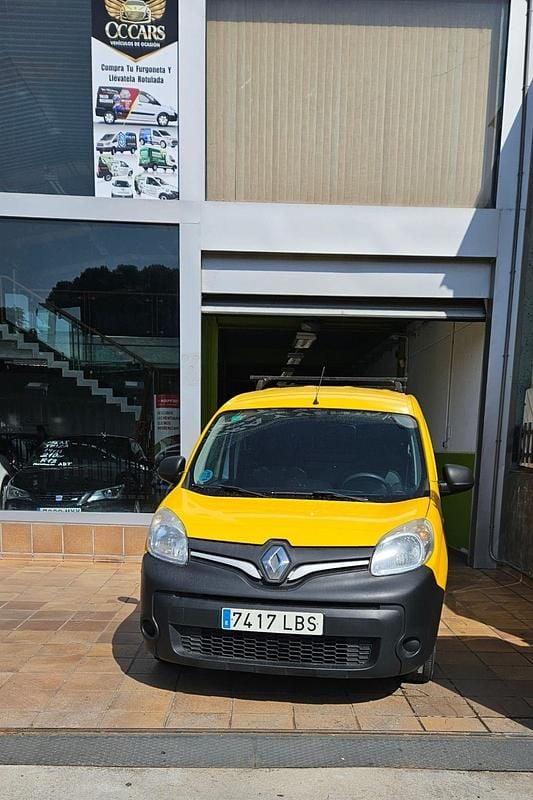 Usado Renault Kangoo 75 CV (55 kW) 2013 Amarillo Utilitario
