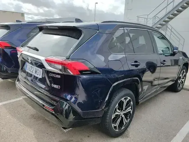 Usado Suzuki Across 306 CV (225 kW) 2023 Azul SUV