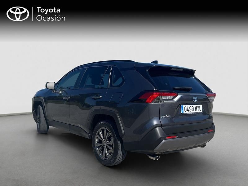 Usado Toyota RAV4 Advance 218 CV (160 kW) 2025 Gris SUV