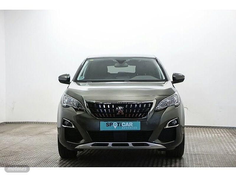 Usado Peugeot 3008 Allure 131 CV (96 kW) 2019 Gris Monovolumen