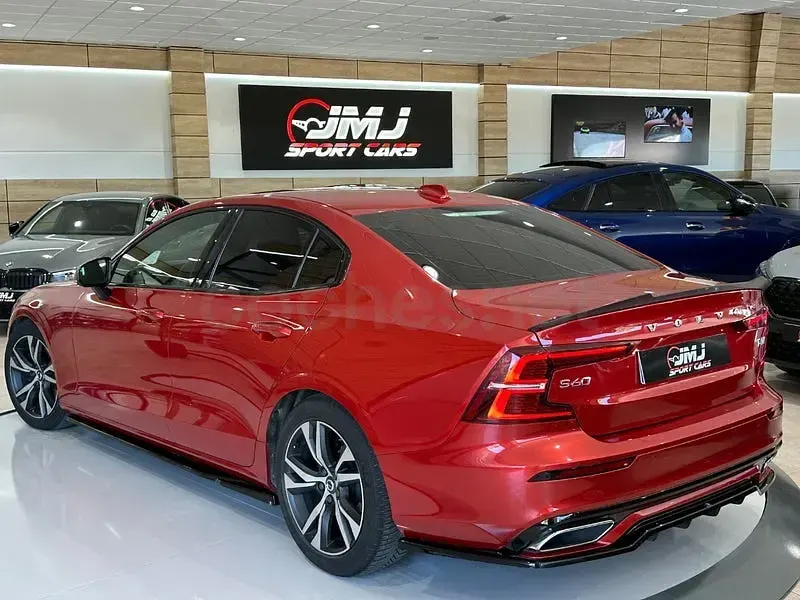 Usado Volvo S60 R-Design 190 CV (139 kW) 2020 Granate Berlina
