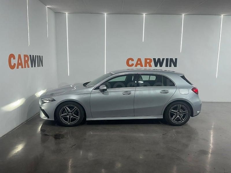 Usado Mercedes A200 163 CV (119 kW) 2024 Gris / plata Berlina