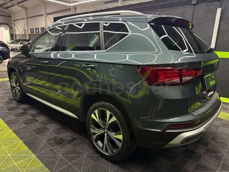 Usado Seat Ateca Xperience 150 CV (110 kW) 2020 Gris / plata SUV
