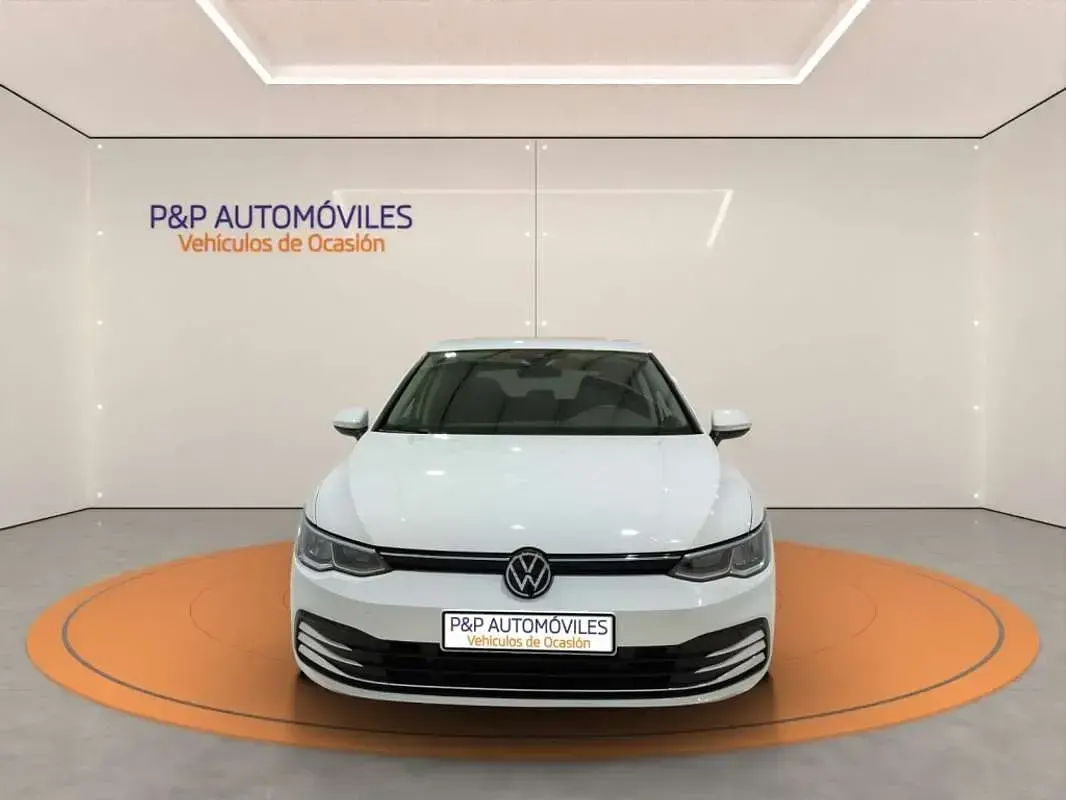 Usado VW Golf VIII Life 150 CV (110 kW) 2023 Blanco Utilitario