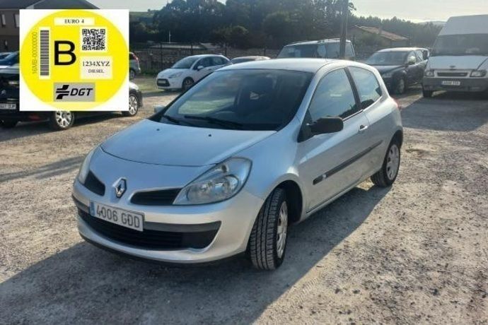 Usado 2008 Renault Clio II Utilitario | 2999 € (Precio justo) - Imagen 1/4