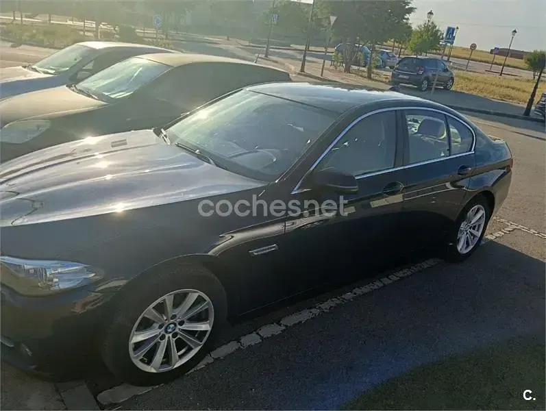 Usado BMW 520 Efficient Dynamics 190 CV (139 kW) 2016 Azul Berlina