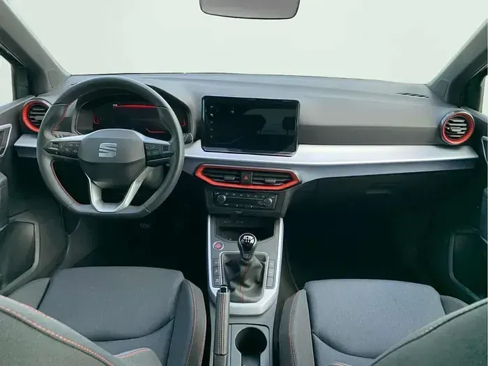Usado Seat Arona FR 115 CV (84 kW) 2025 Azul SUV