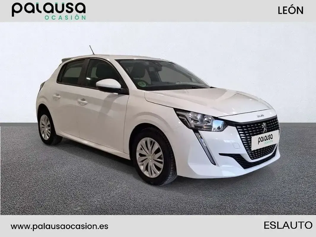 Usado Peugeot 208 Active 102 CV (75 kW) 2021 Blanco Utilitario