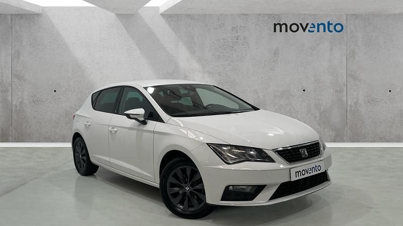 Usado Seat Leon Style 115 CV (84 kW) 2018 Blanco